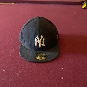 New York Fitted Hat
